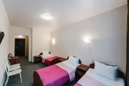 Декабрист Серова 30 - 158