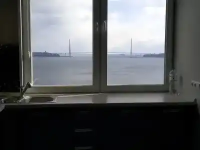 Отличная квартира с видом на море и мост - 42