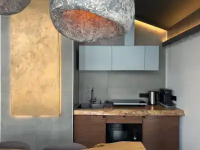 Luxe House - 8
