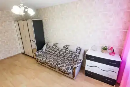 Заслонова 47 - 6