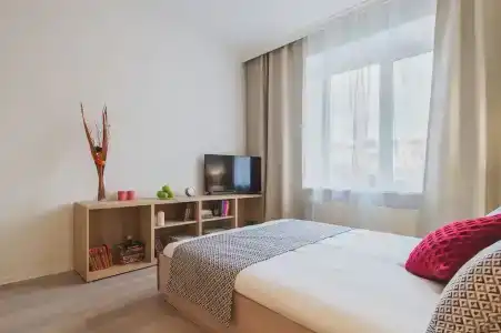 GM 2 rooms flat Patriarshie view - 15