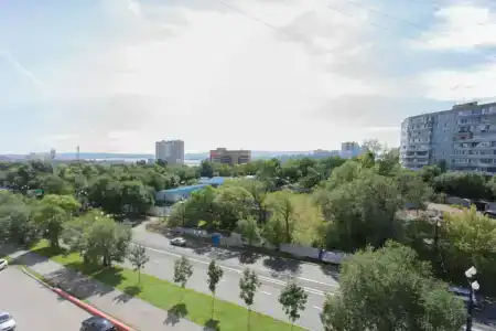 на Шеронова, 10 - 8