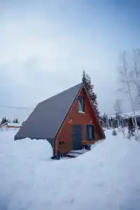 Уютный домик в стиле Афрейм с видом на горы - 2