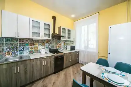 Квартиры на Независимости 13