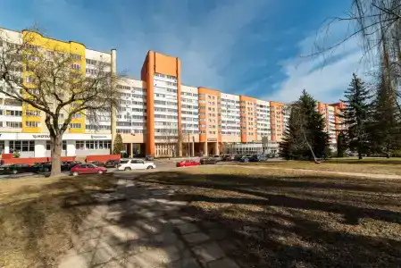 Квартиры на Максима Танка 16 - 80