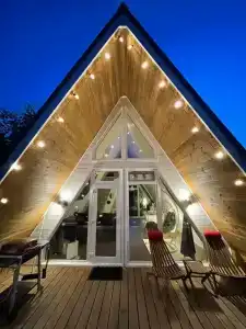 Sazonki Hill A-frame Village - 2