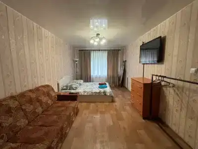 У вокзалов на Октябрьской - 4