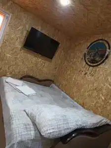 Уютный гостевой домик во дворе частной усадьбы - 58