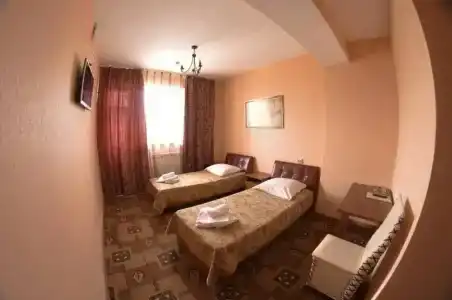 на Набережной - 89