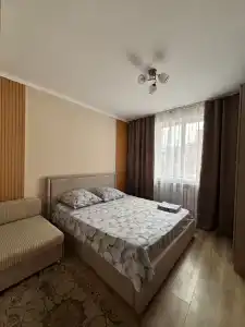 Отдельный гостевой домик у парка - 0