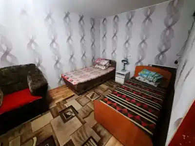 Двухкомнатная квартира в Кировске - 7