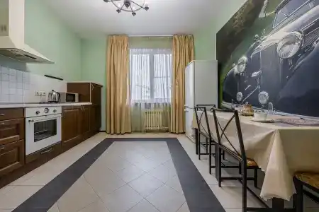 на Студенческой 68А - 104