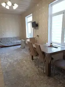 Уютный домик возле парка - 3