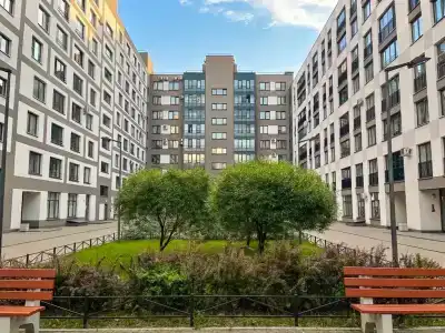 Квартиры на Кременчугской 11 - 827