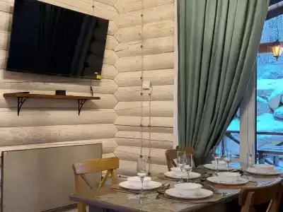 У друзей - 53