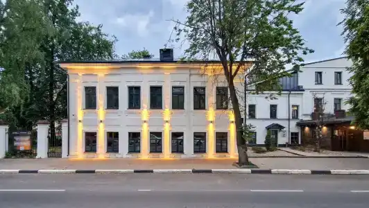 Дом с гаргульями - 1