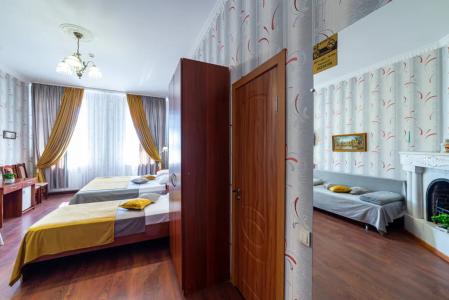 Демократ на Некрасова 58 - 140