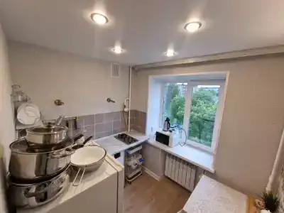 Зиновьева 19 - 13