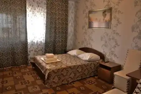 на Набережной - 87