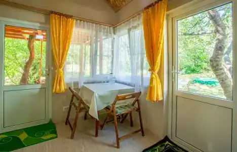 Домик с садом у заповедника - 4