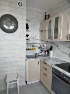 Квартиры на Осеннем бульваре 10 - 28