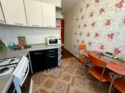 на Парижской Коммуны 50 - 13