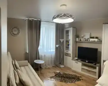 40 лет Октября - 25