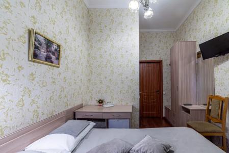 Демократ на Некрасова 58 - 166