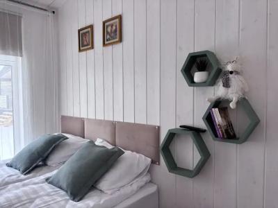 Уютный новый дом с сауной включена в стоимость и видом на озеро и лес - 41