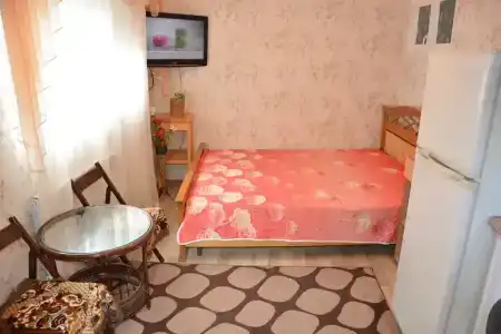 на Массандровской - 0