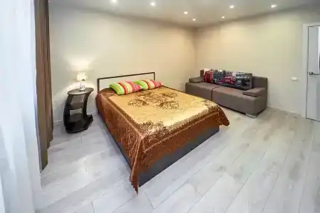 Новые апартаменты рядом с Дворцом Спорта - 5