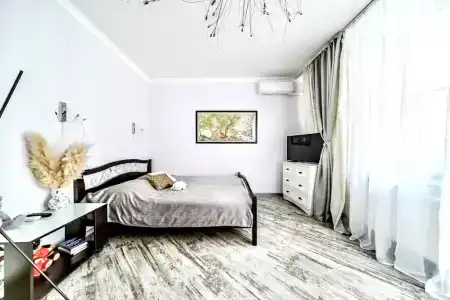 Квартиры на Кременчугской 11 - 363