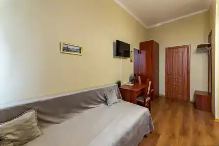 Демократ на Некрасова 58 - 195