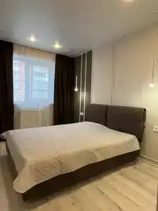 на Шеронова, 8к1 - 1