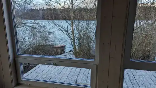 Дом на берегу озера - 13