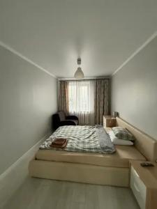 Квартиры на 9 Апреля 62 - 12