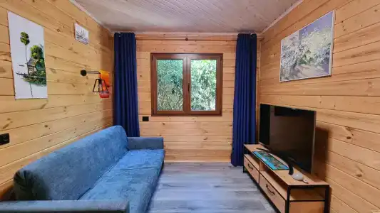 WoodHouse - 26