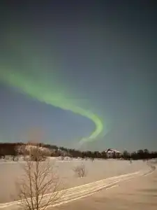 Уютный домик у озера - 15