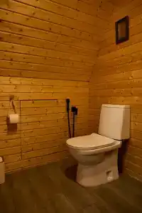 Сказочный A-frame у подножья горы - 22