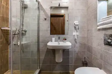 Рус хотел групп - 120