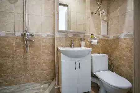 на Красномаякской, 18Е - 28