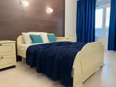 Crystal на Фомина 9 - 1