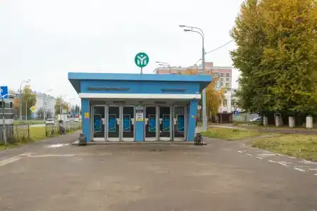 на улице Побежимова, 37 - 42