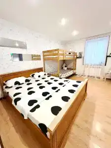 У Анжелы - 13