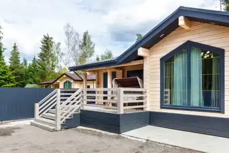 Solar House - 10