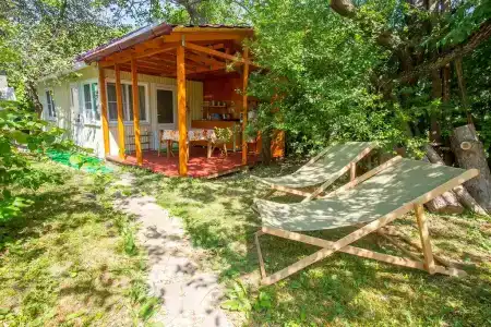 Домик с садом у заповедника - 1