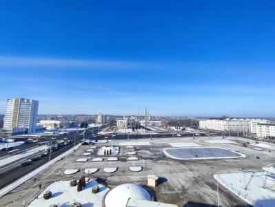 в центре, панорамный вид на площадь Победы и Амфитеатр - 29