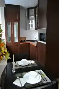 на площади Победы 4 - 9