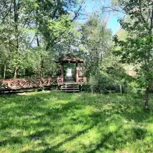 Уютный домик на берегу озера - 19