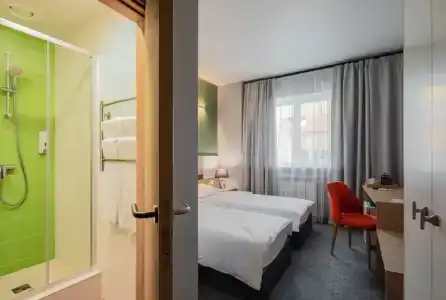 Freezone INN - 101